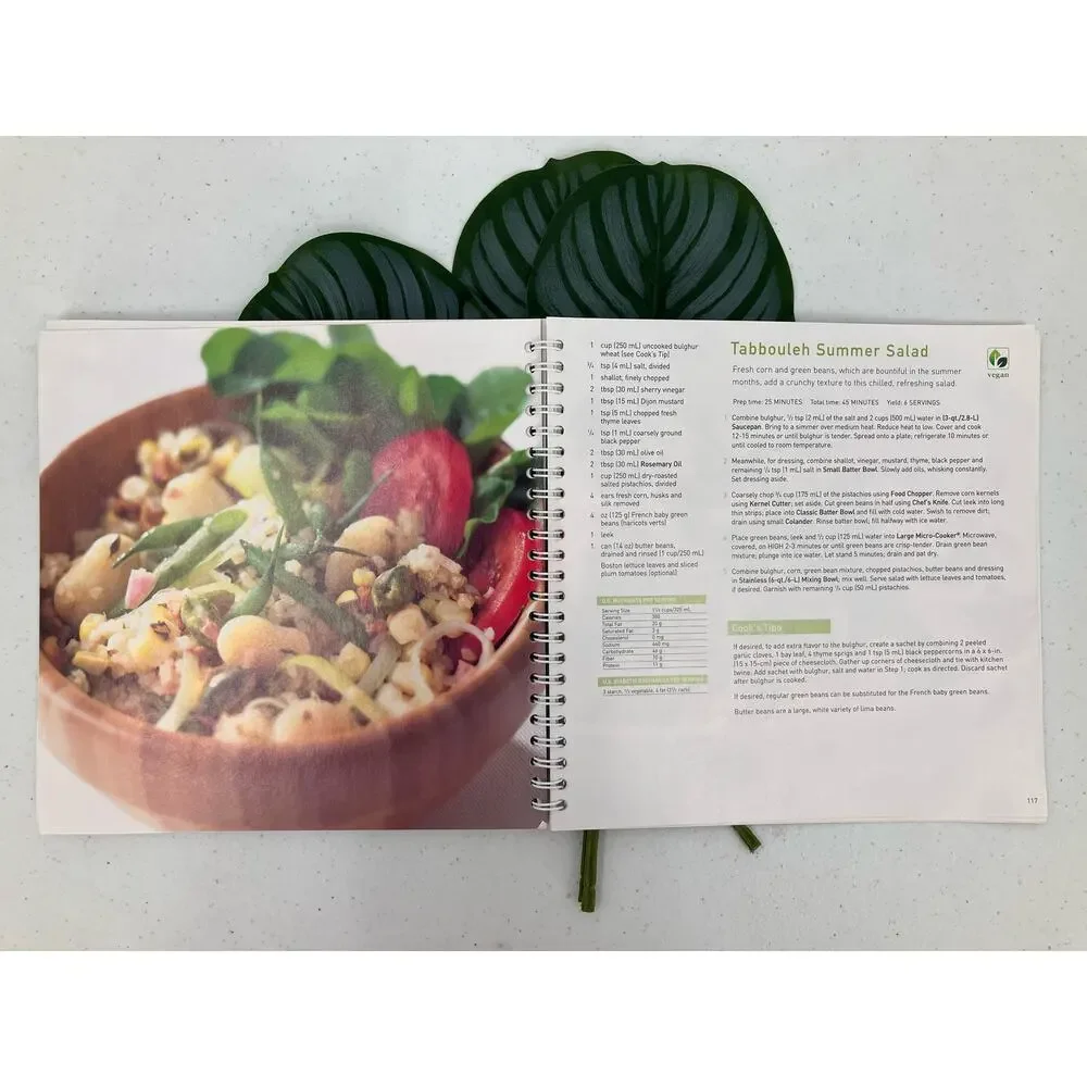The Pampered Chef Vegetarian Table Spiral Bound Paperback 2011 Cookbook Book